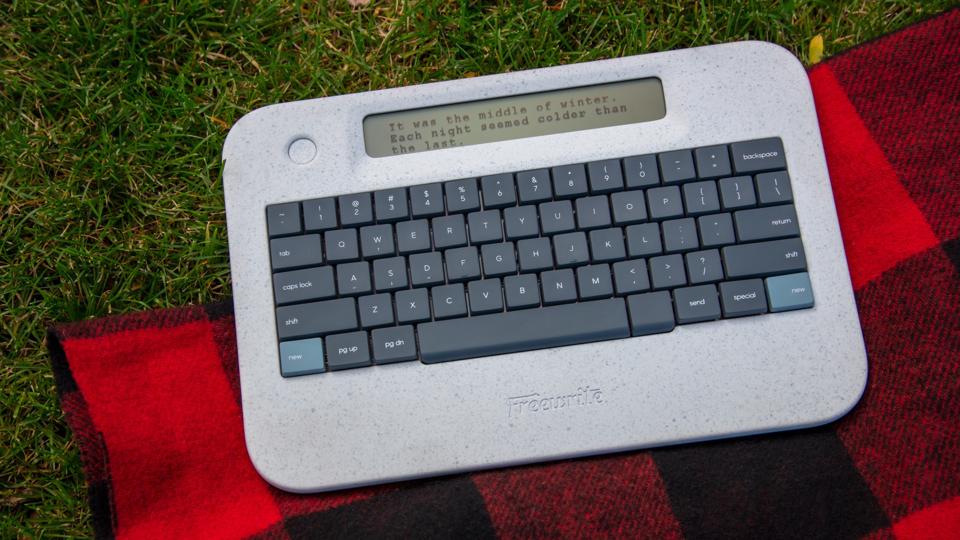 Astrohaus Freewrite Alpha Brings Back That AlphaSmart Vibe