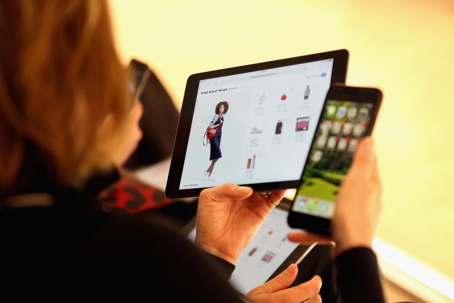 How To Buy And Sell Apple, Merck And 2 Other Best Performing Dow Stocks