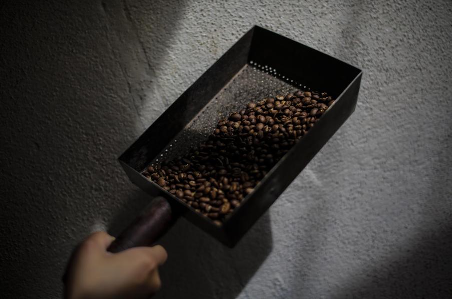 Starbucks' Little Greek Problem In Dubai -- Mikel