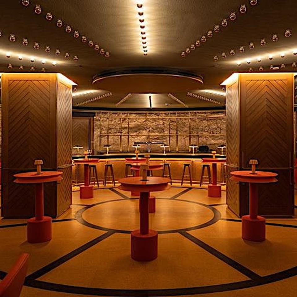 At College Dining Halls, Yale Students Enjoy The Best Food Of Their Young  Lives, image size:960x960