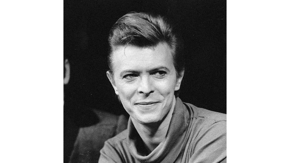 david-bowie-1980-por-marty-lederhandler-ap