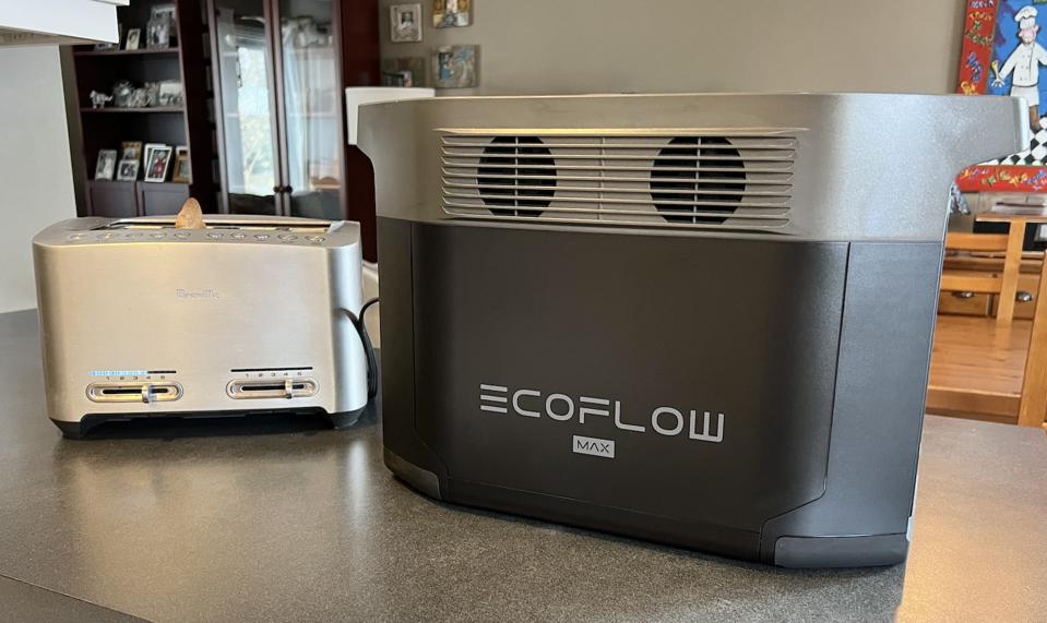 Review: EcoFlow DELTA Max Portable Power Station + EcoFlow 400W