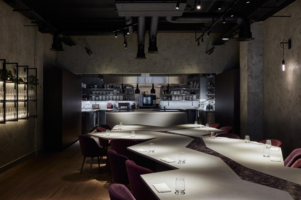 Amethyst restaurant interior