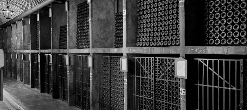 Library of Bertani Amarone della Valpolicella Classico wines    Cantine Bertani