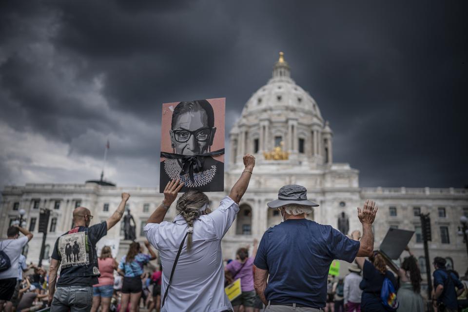 Manifestación por el derecho al aborto, julio de 2022, foto de Star Tribune