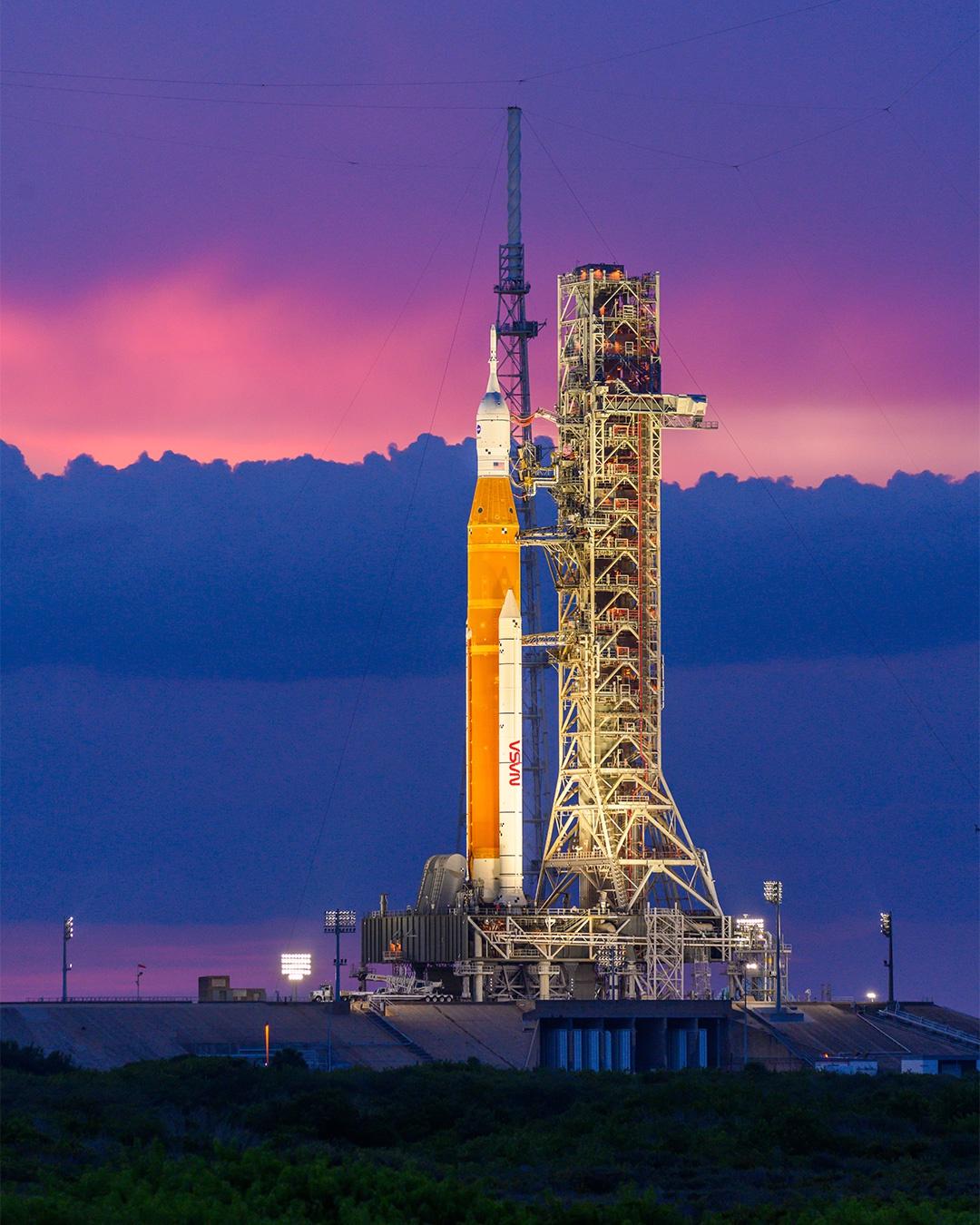Artemis-1-by-NASA-Eric-Bordelon