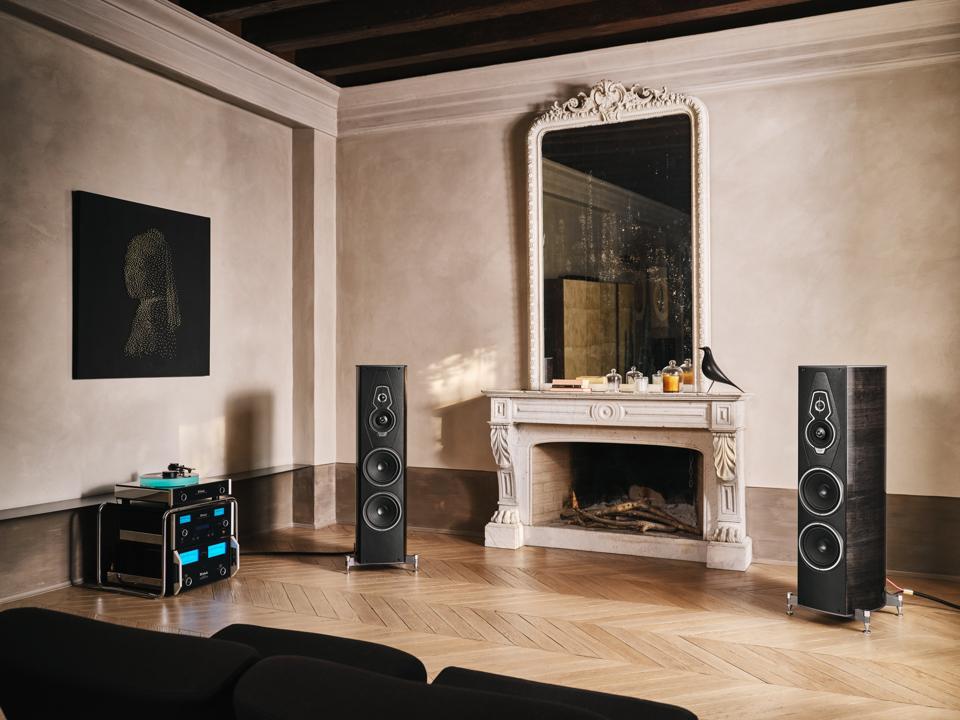 Sonus faber Homenaje Amati G5 en la sala de estar