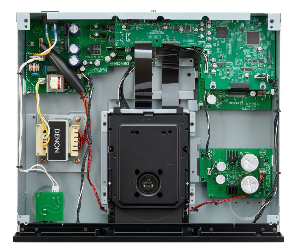 Denon DCD-1700NE внутрішній