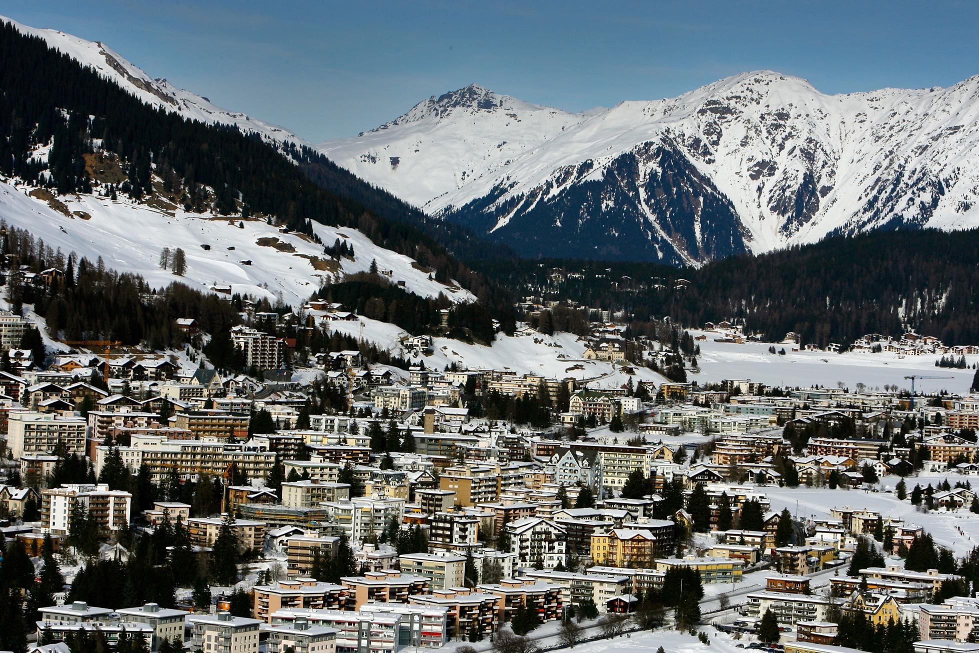 El Foro Económico Mundial de Davos atrae a los jefes de la industria mundial