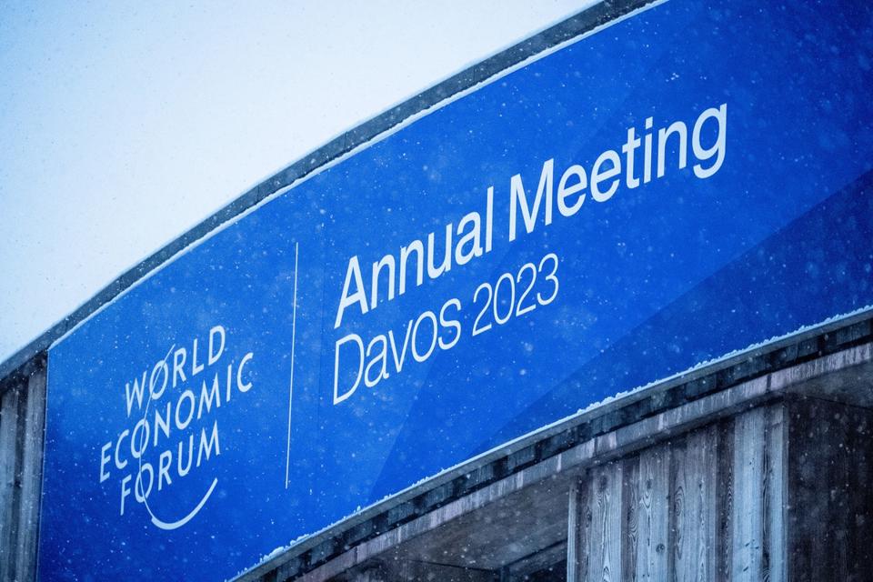 WEF Davos 2023, signage