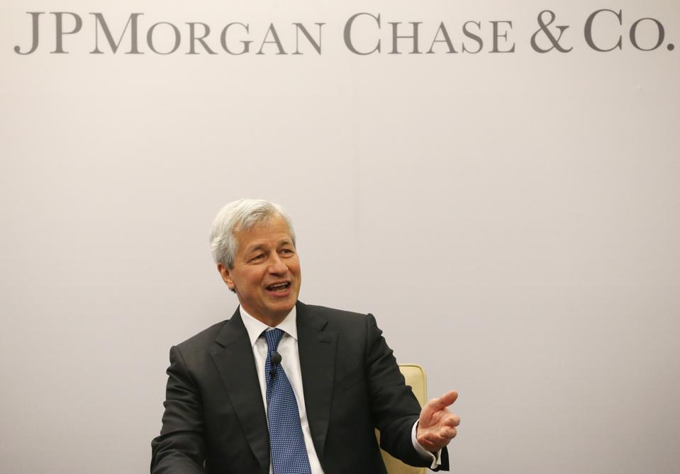 El CEO de JPMorgan Chase, Jamie Dimon, y el alcalde de Detroit, Duggan, hablan sobre la inversión del banco en Detroit
