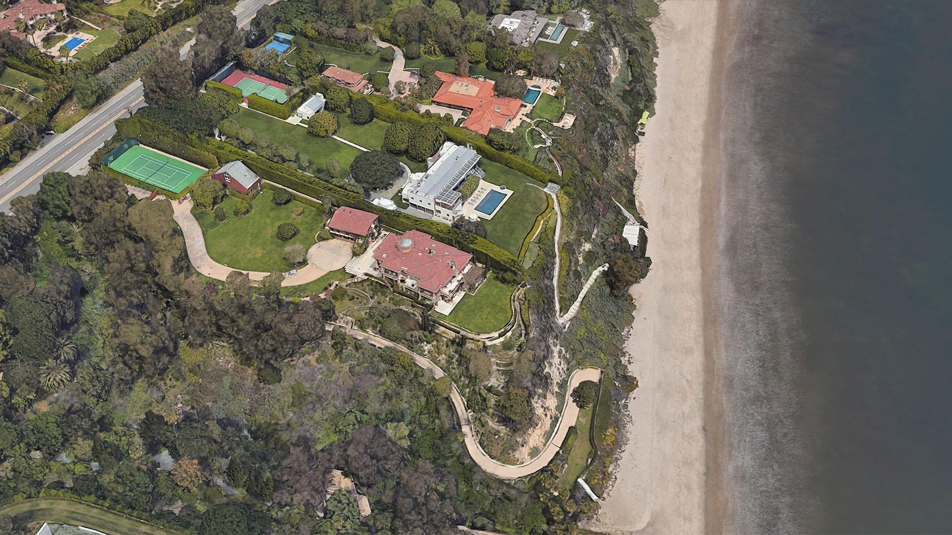16x9-27628 Pacific Coast Hwy кредит Google Earth