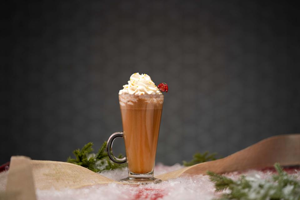 sweater-weather_best-hot-cocktails_hot-toddy-recipe