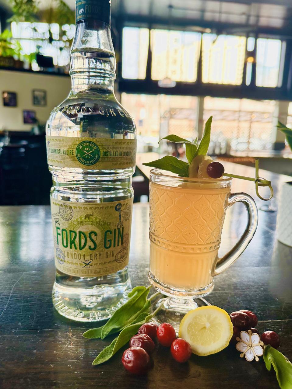 fuzz-feels-cocktail_katherine-parsons_hot-toddy-recipe