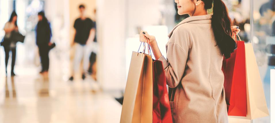 mujer de compras