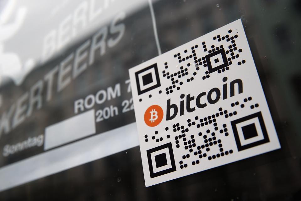 El valor de Bitcoin se dispara y cae