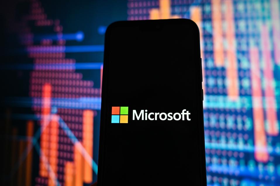En esta ilustración fotográfica se muestra un logotipo de Microsoft