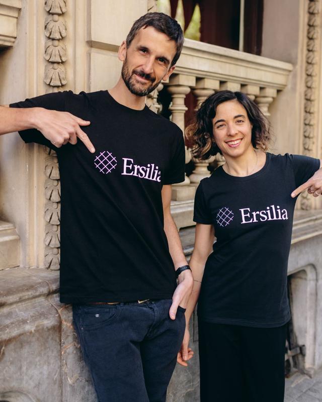 Ученые-биомедики Микель Дюран-Фригола и Джемма Турон основали Ersilia, чтобы помочь исследователям из малообеспеченных семей ускорить поиск лекарств с помощью ИИ.