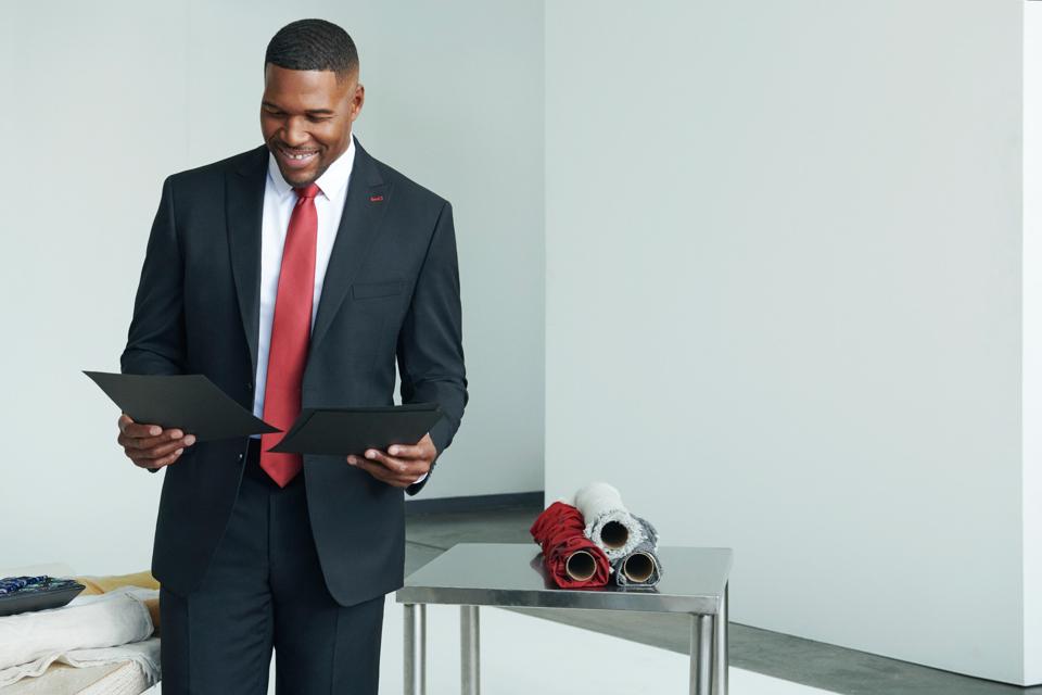 Men's Wearhouse And Michael Strahan Introduce A Custom Suiting Program For  2023