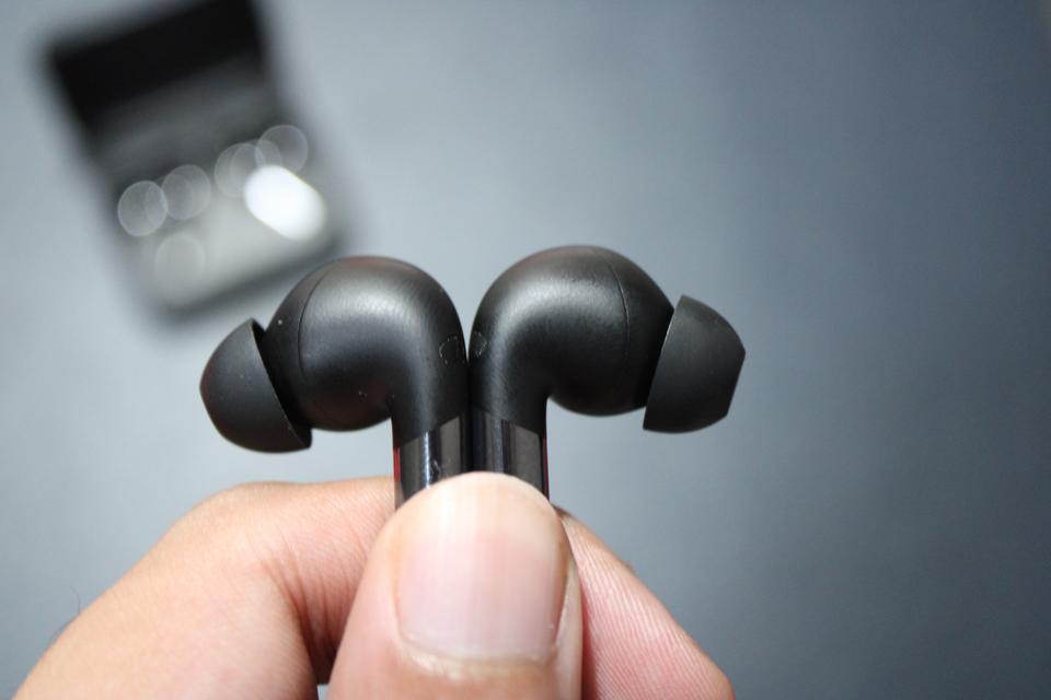 Навушники OnePlus Buds Pro 2