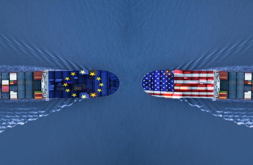 Guerra comercial entre la UE y EE. UU., foto conceptual