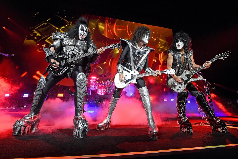 KISS 2023 ニューヨーク Final Show 全メンバー ギターピック KISS 2023 MADISON SQUARE GARDEN 12-2-23 Final Show Logo