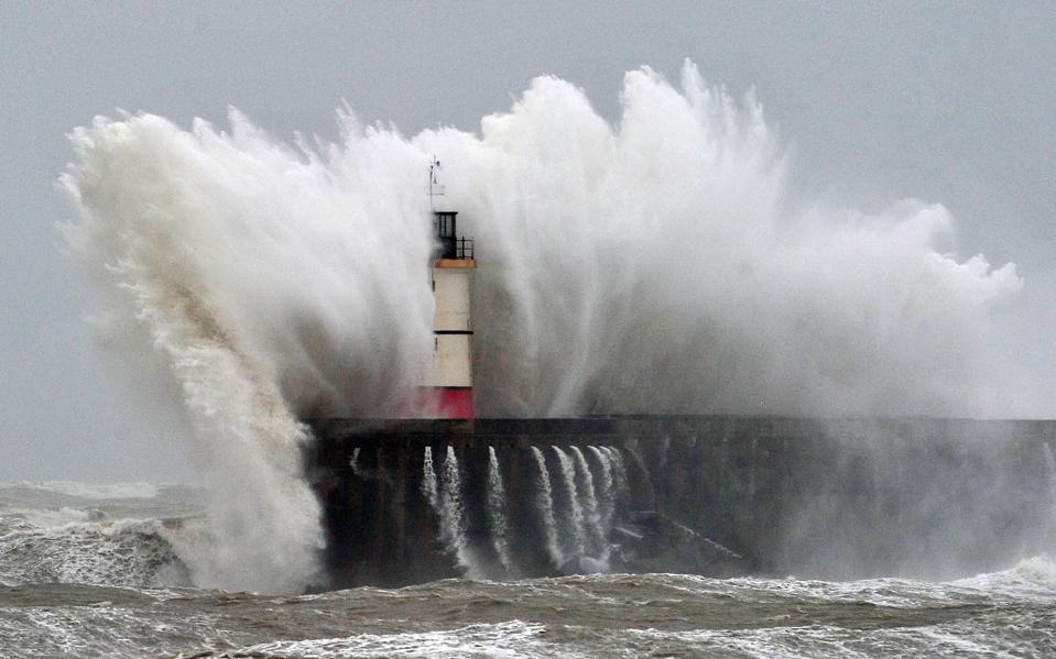 BRITAIN-WEATHER-STORM