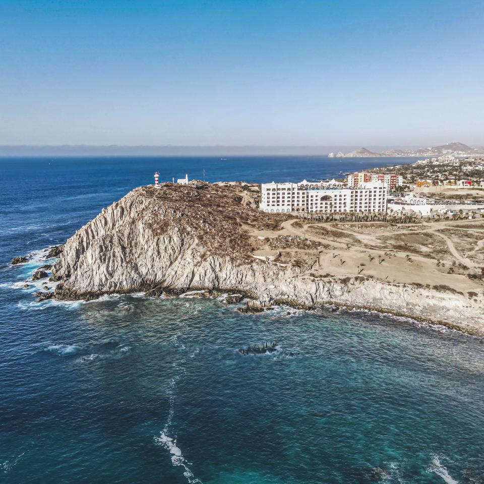 This Luxury Resort Has Jaw-Dropping 360-Degree Views Of Los Cabos