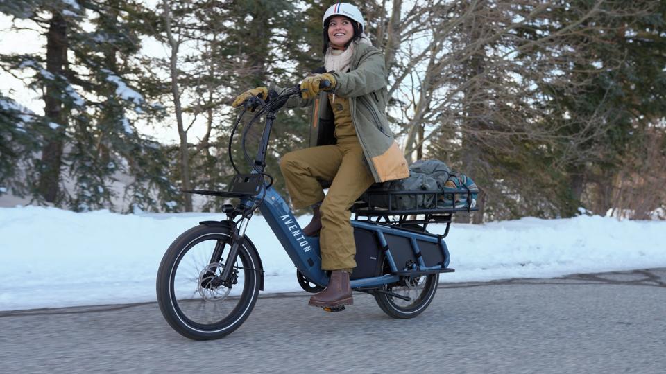 Aventon-Abound-Cargo-ebike