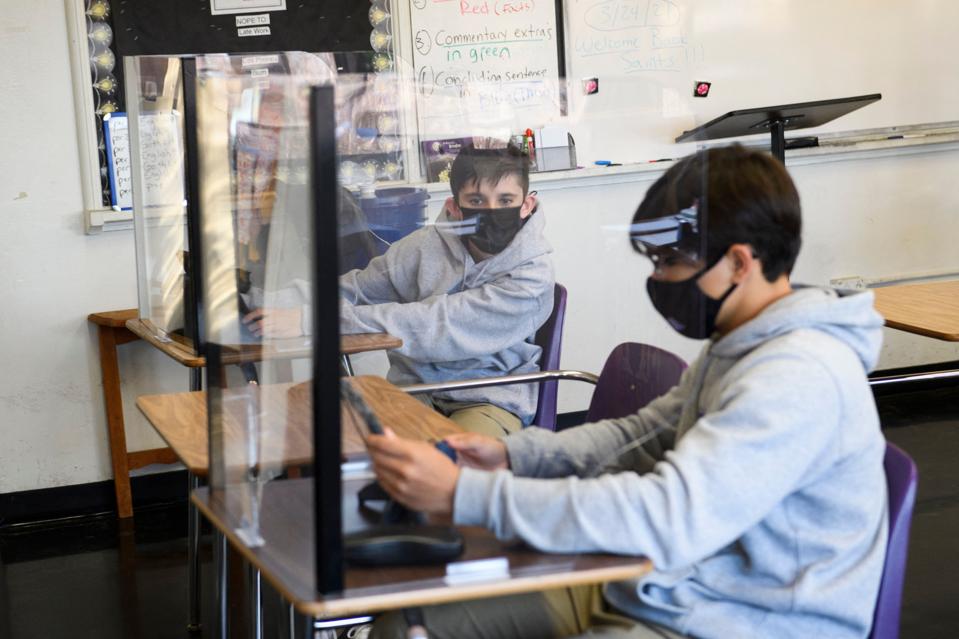 "US-HEALTH-VIRUS-SCHOOL"