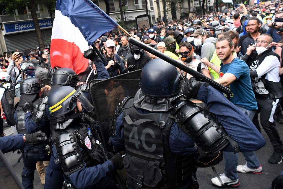 FRANCE-HEALTH-VIRUS-VACCINE-POLITICS-DEMO