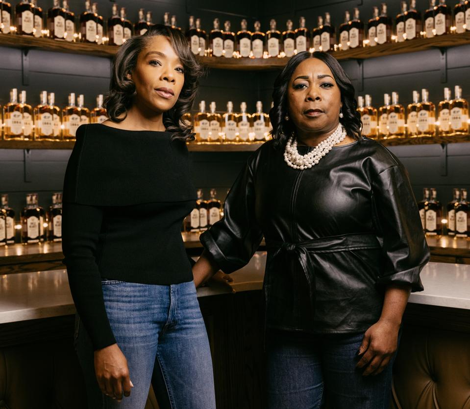6 Industry Leading Women To Honor On International Whiskey Day - Travel