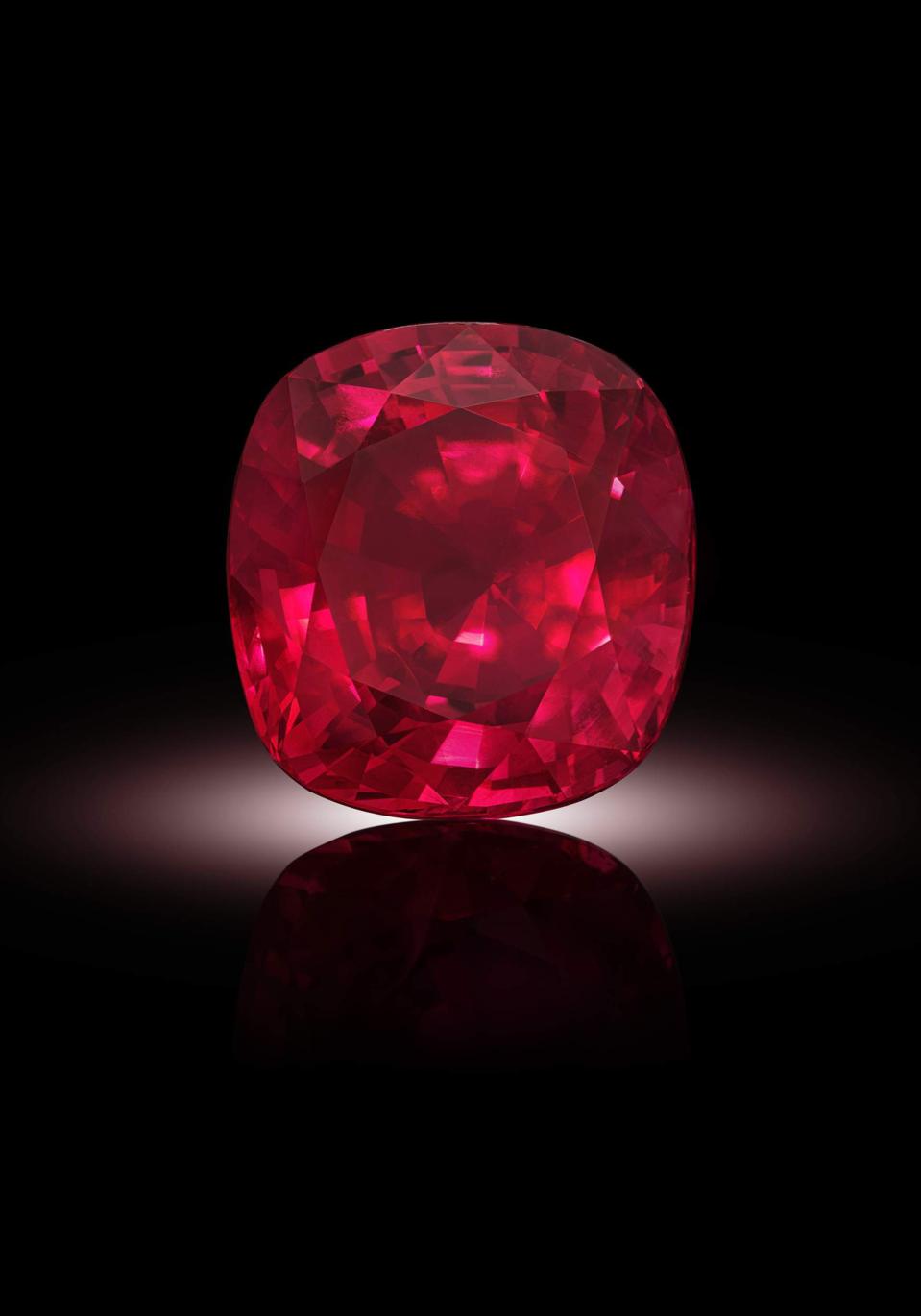 ★ ruby ★ 55-Carat Ruby, 10-Carat Pink Diamond Each Fetch A Record $34.8 Million