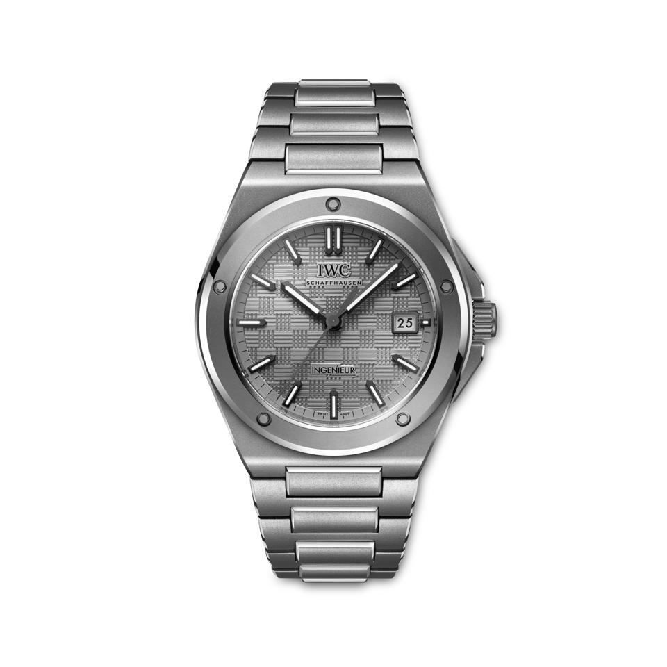 The IWC Ingenieur Automatic 40 in titanium