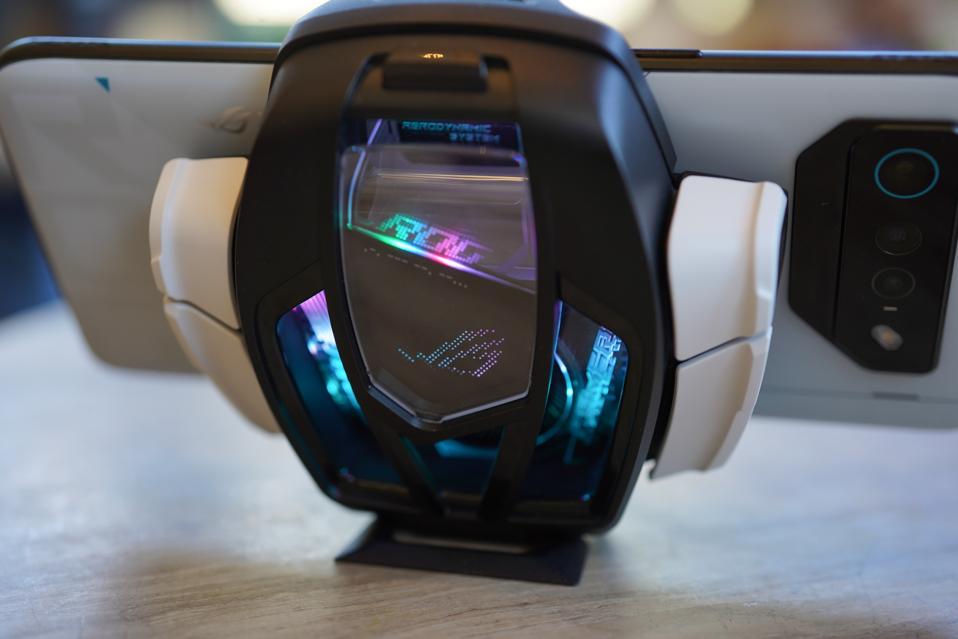 Asus ROG Phone 7 Ultimate Review: A Hardware Juggernaut