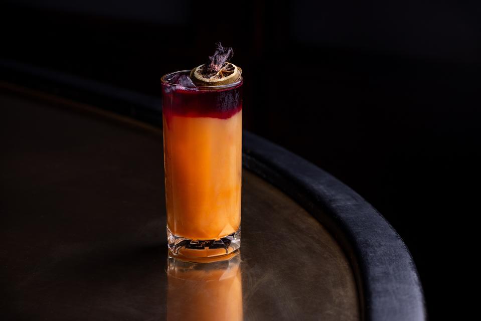 hibiscus-rising_employees-only_best-spring-cocktails-2023_01