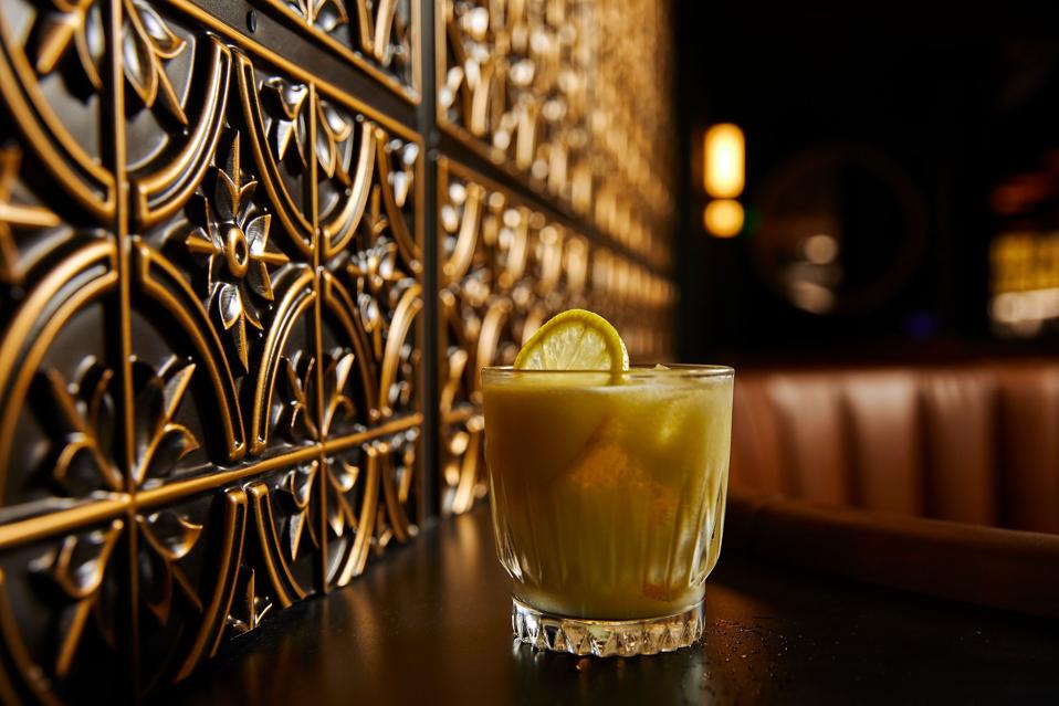 live-at-the-sands_best-spring-cocktails-2023