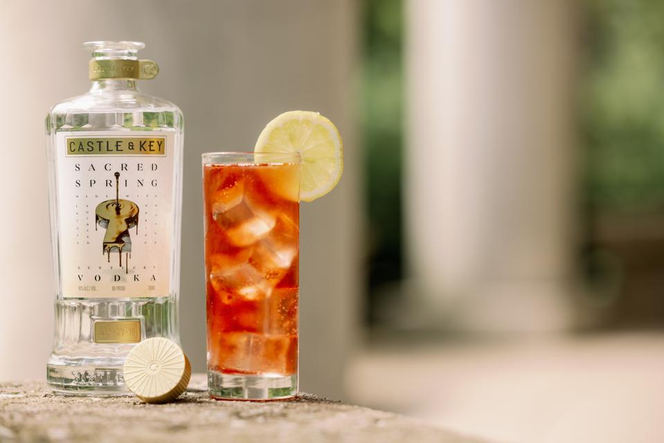 sacred-spring-sour_best-spring-cocktails-2023