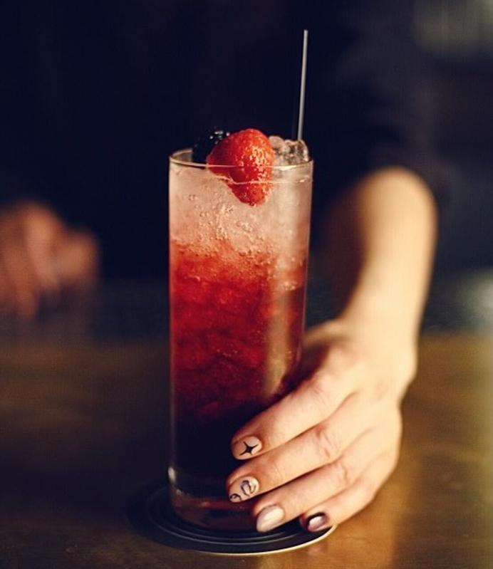 when-harry-met-meghan_best-spring-cocktails-2023