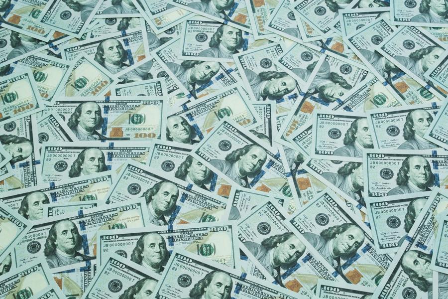 Investor Cash Allocations Fall To 17½-Year Low