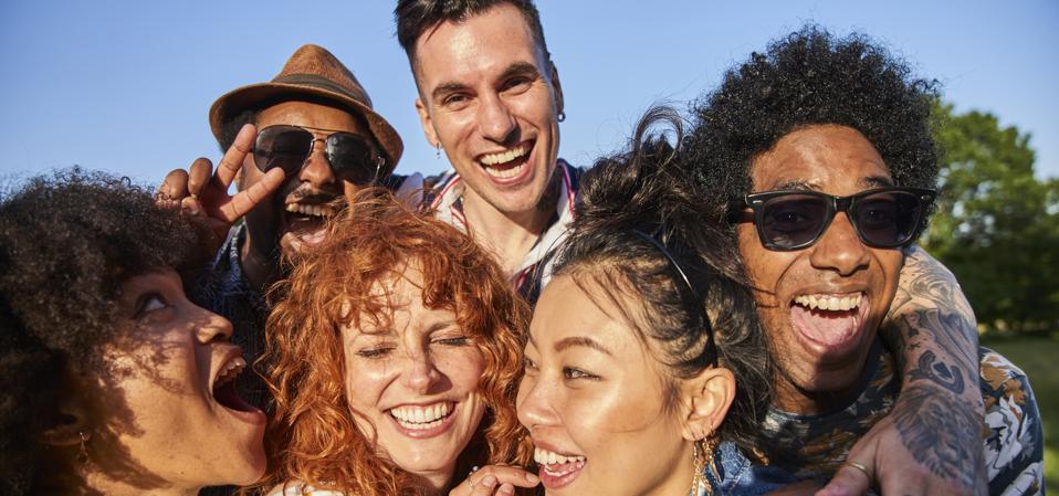 3 Practical Steps For Creating Meaningful Connections, By A Psychologist