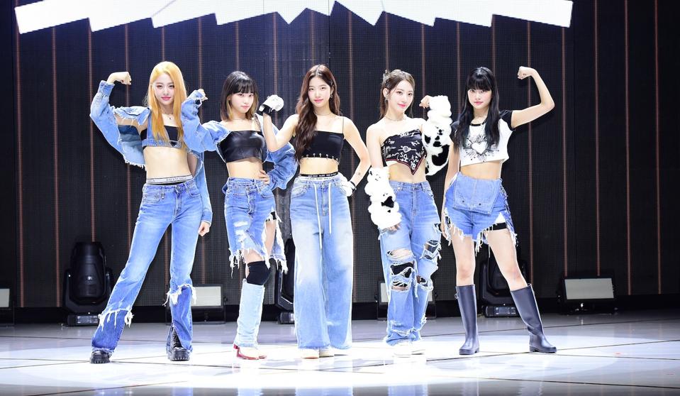 K-POP・アジア The BEST JISOO wins the Best Female Solo Award at the 2025 Asia Star