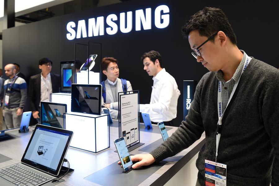Samsung's Stock Has Soared Despite Two Major Crises
