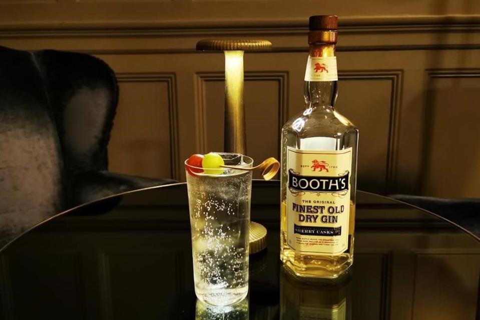 booths-gin-and-tonic_best-gin-and-tonic-recipes_2023