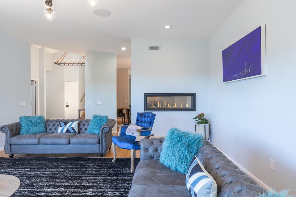 Living Room Photo Credit Darren Loveland