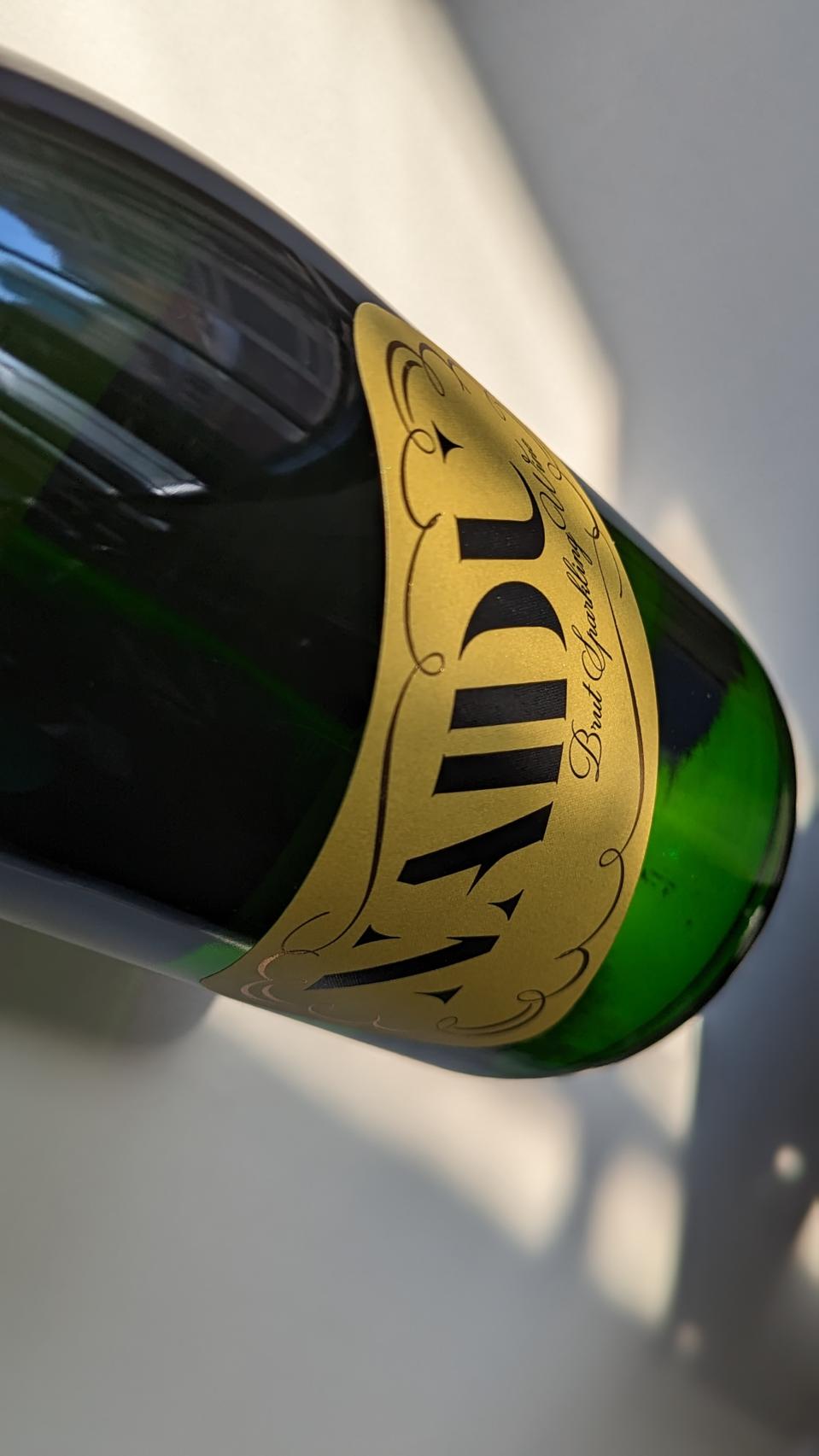 NV Naidu, Brut Sparkling Wine Cathrine Todd