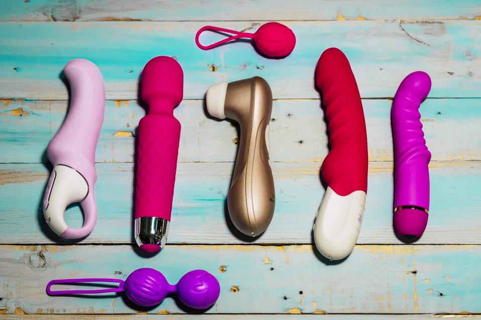 14% Of People Never Wash Their Vibrators. Here's How To Clean Your Toys 14% Of People Never Wash Their Vibrators. Here's How To Clean Your Toys