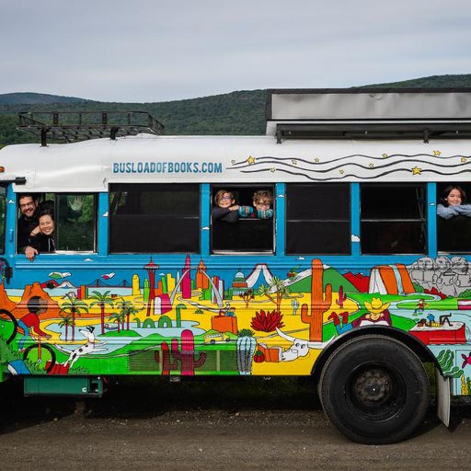 Family spends A Year Delivering Busload Of Books To Elementary Schools