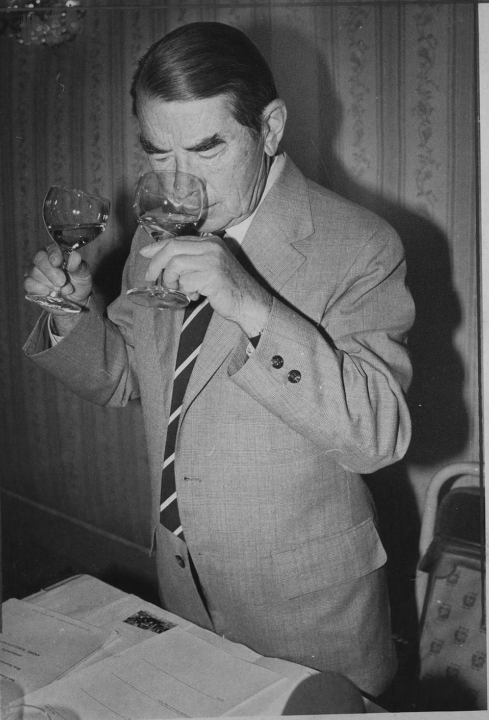 Andre Tchelistcheff, wine maker, oenologist, viticulturist;;Photo ran 05/24/1982, P. 50
