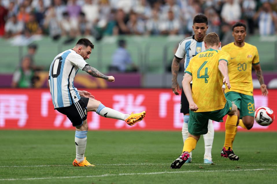 Lionel Messi gave Argentina an early lead against Australia.